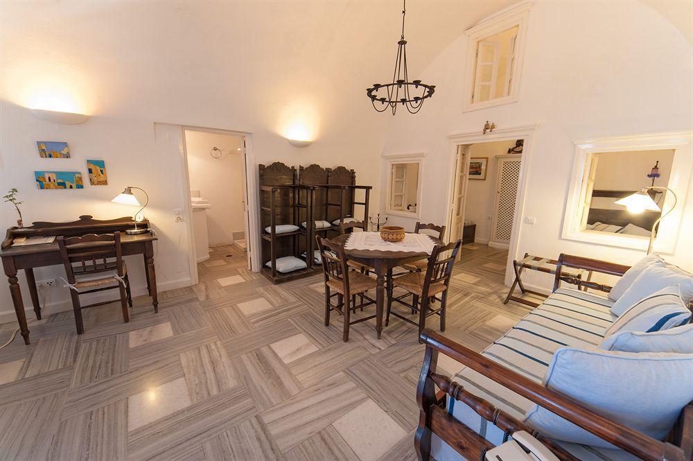 Cori Rigas Suites Fira  Exteriör bild