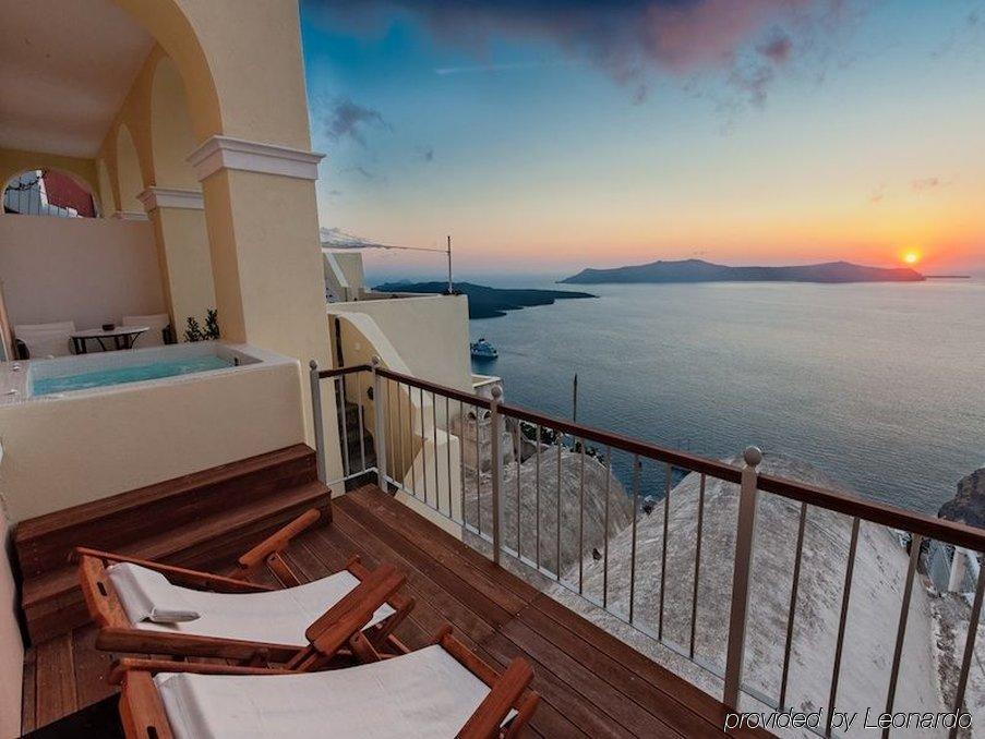 Cori Rigas Suites Fira  Exteriör bild